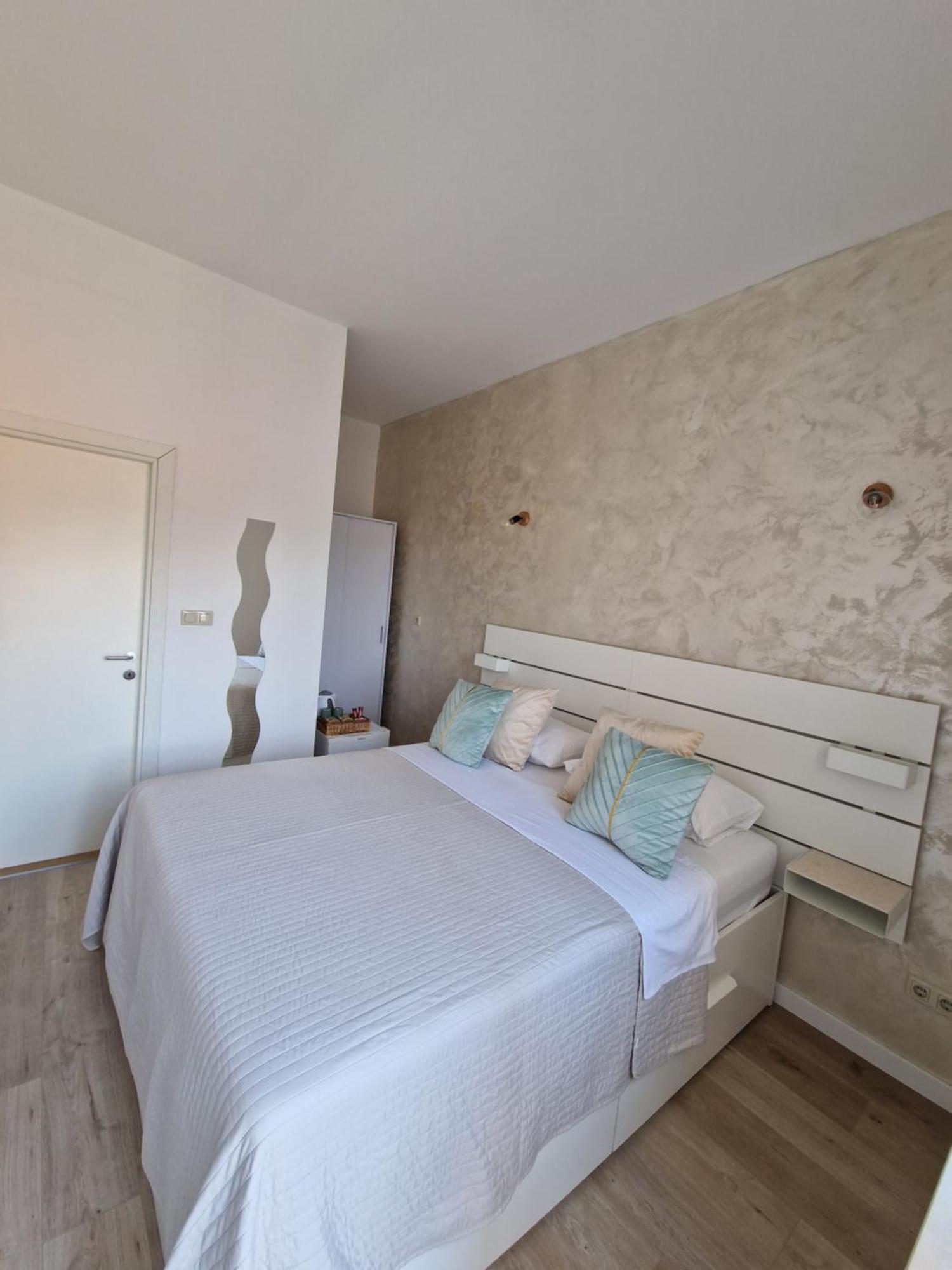 Blue Diamond Rooms Затон Номер фото