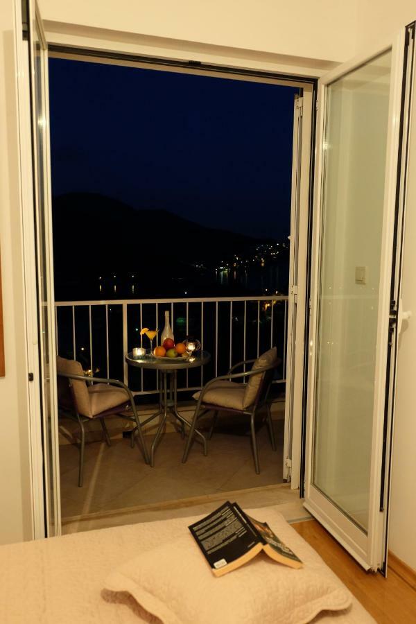 Blue Diamond Rooms Затон Экстерьер фото